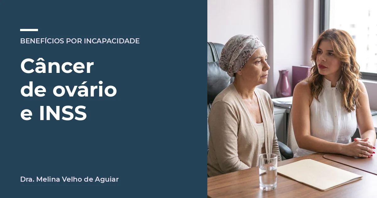 Câncer de ovário e INSS. A advogada Melina Velho de Aguiar com uma mulher de uns 50 anos em tratamento.